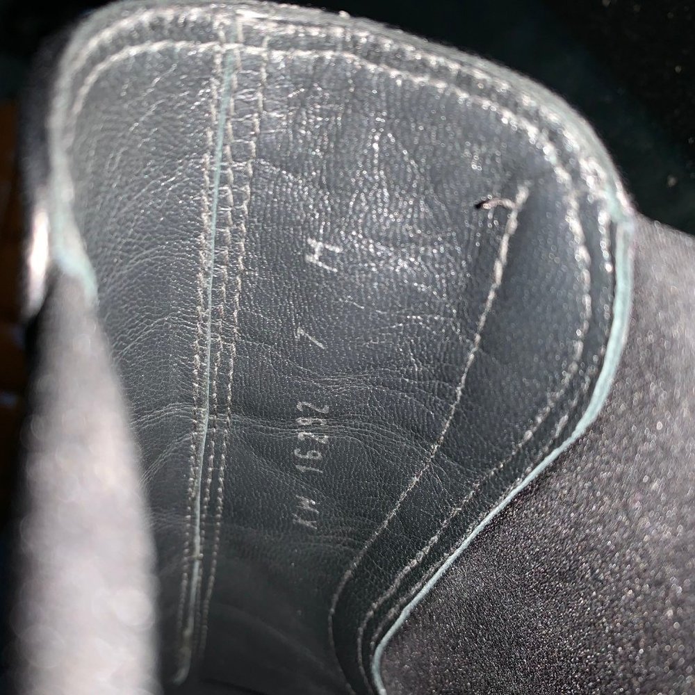 Stuart Weitzman Booties Size 7m Made In Spain! Euc - image 6